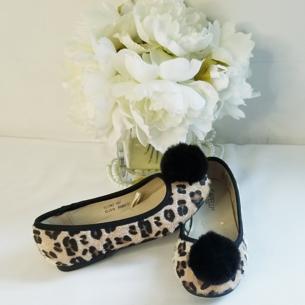 Capelli New York Girl's Flats Animal Print Fuzzy Pom Pom Ball Flats Size 11